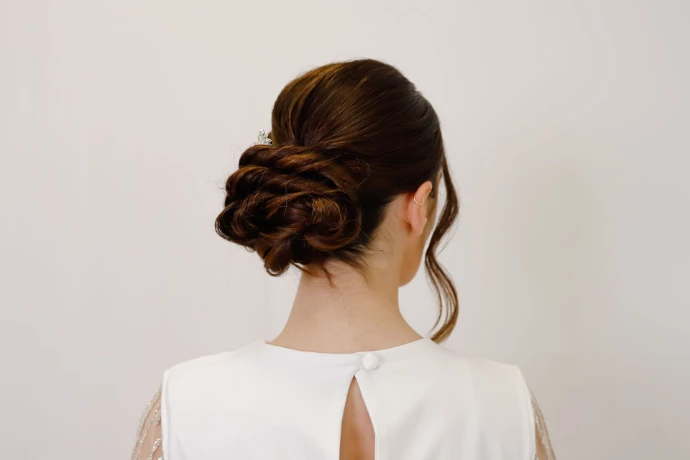 peinado elaborado mujer Organic Beauty Salon